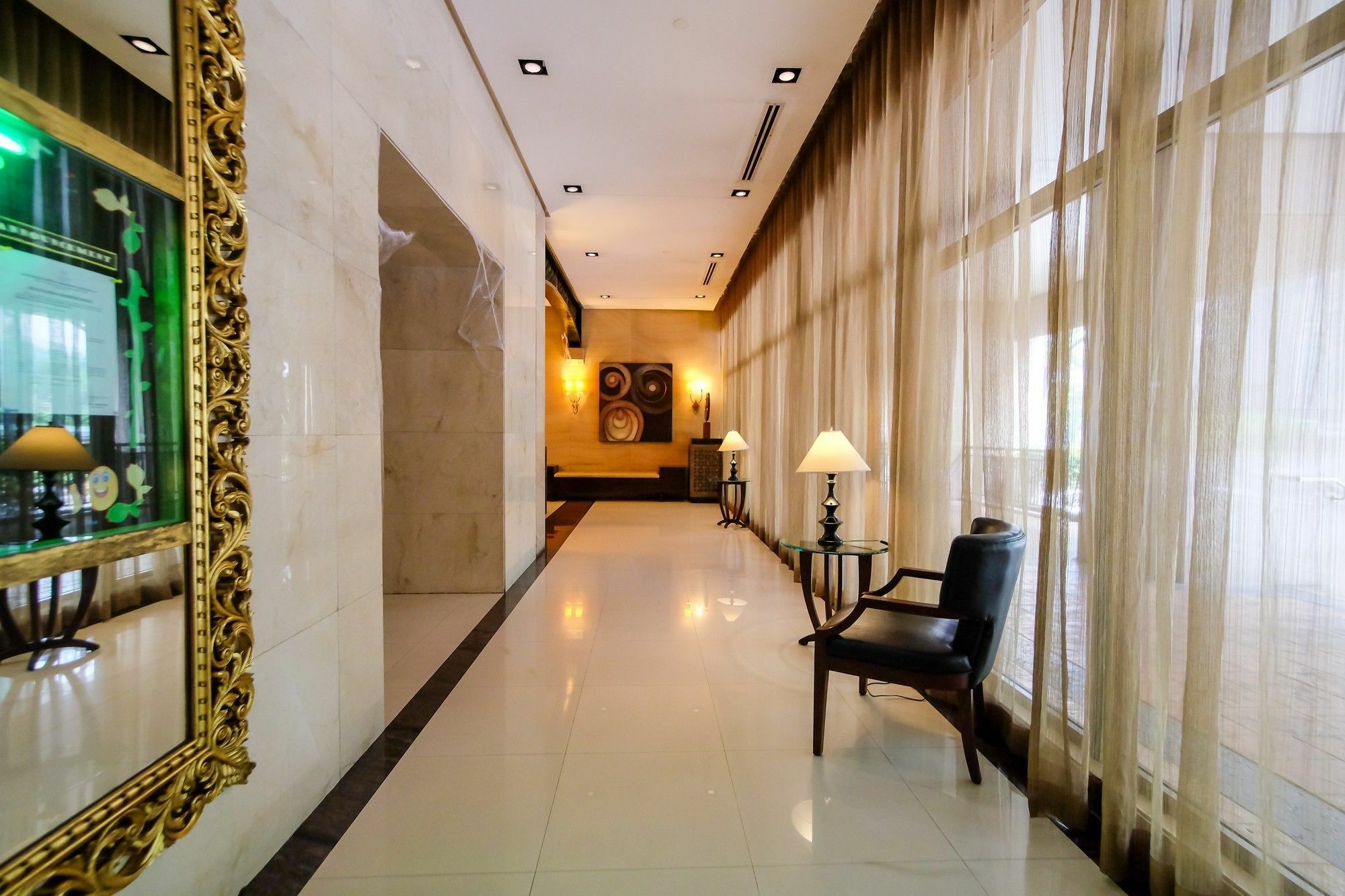 Zen Home Forbeswood Parklane Bgc Taguig Exterior photo