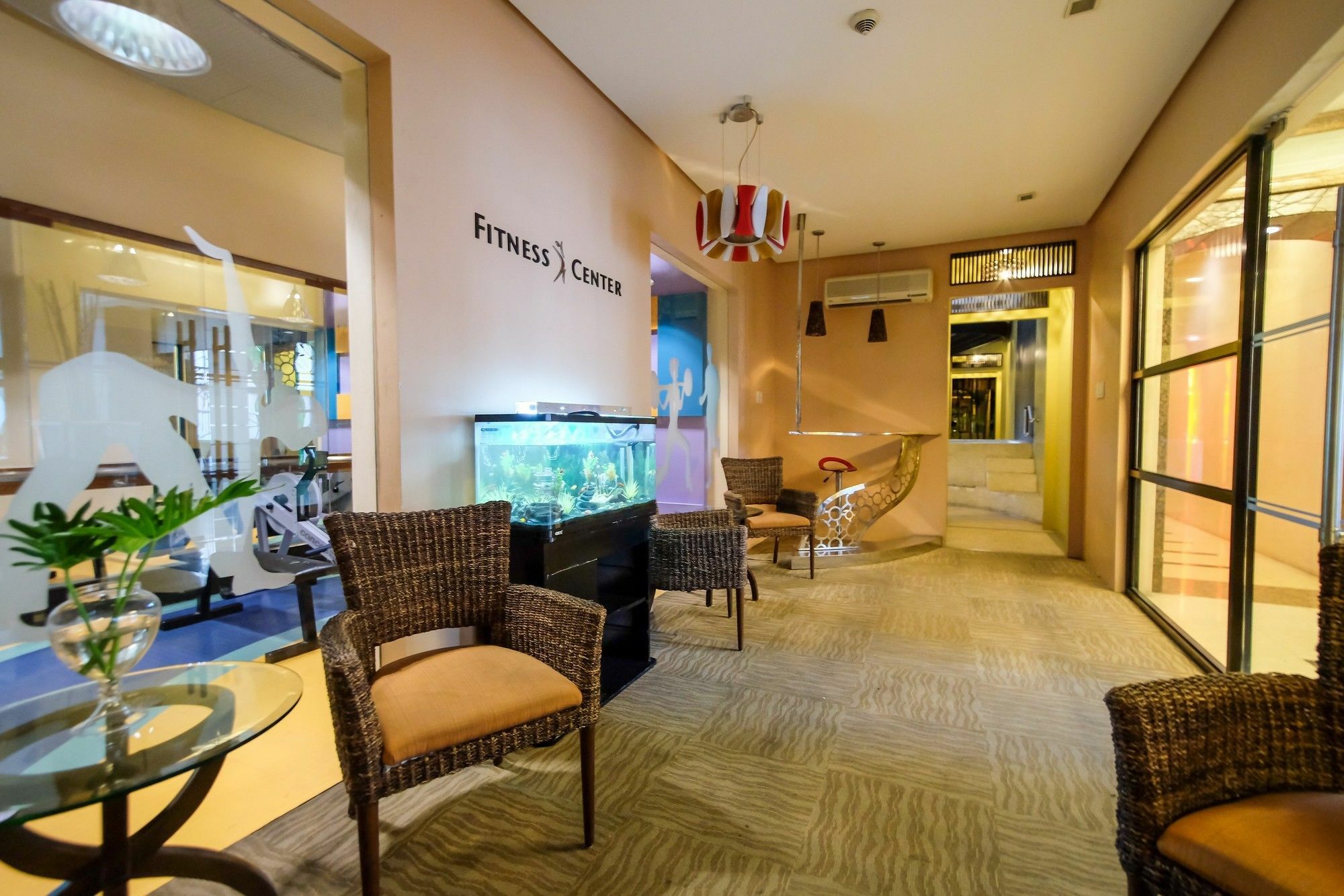 Zen Home Forbeswood Parklane Bgc Taguig Exterior photo